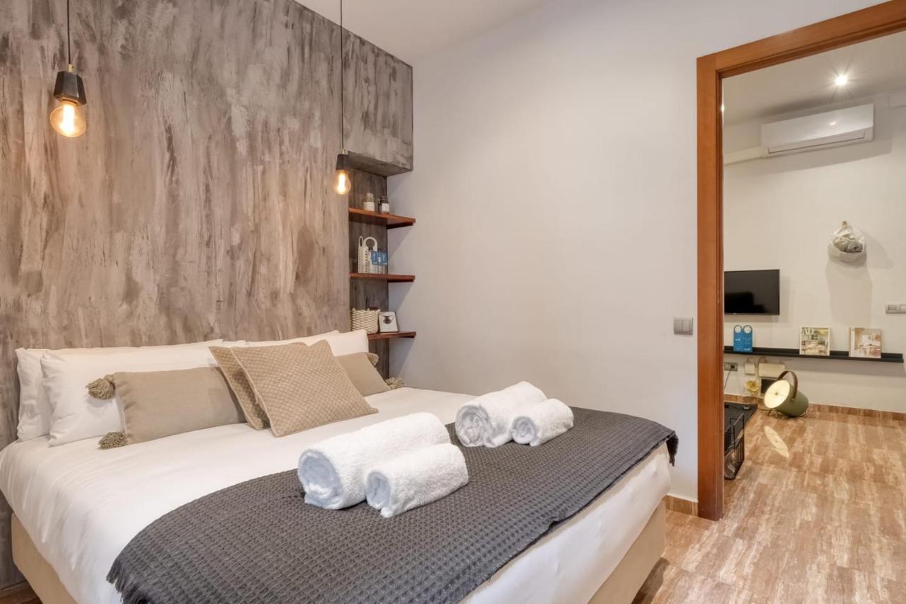 Sweet Inn - Lesseps Barcelona Kültér fotó
